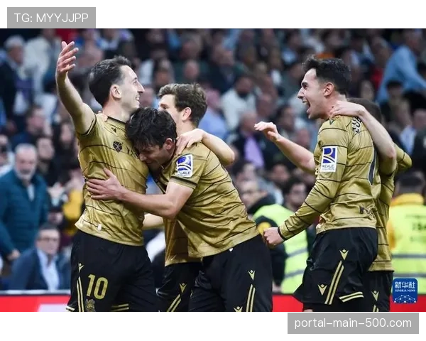 维尼修斯两度点球命中，皇马4-1大胜皇家社会